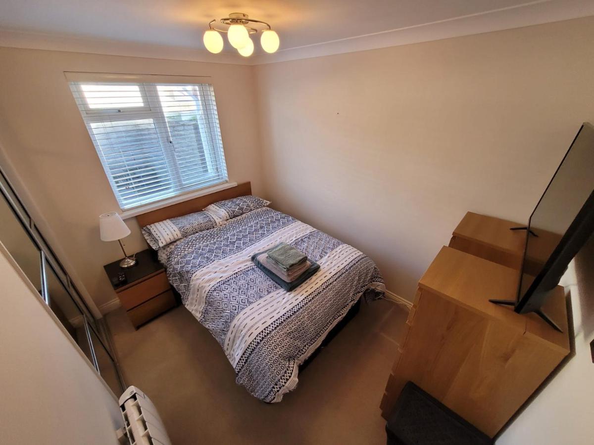 The Mumbles - Bungalow - 2 Bedrooms - Pet Friendly Свонсі Екстер'єр фото